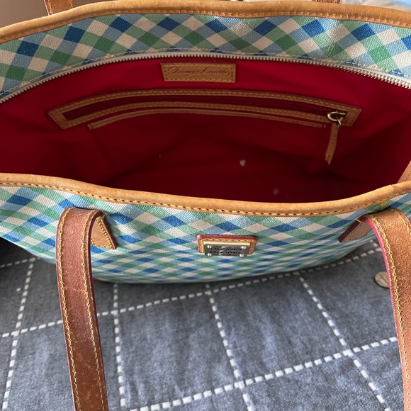 Like new Dooney & Bourke - Picture 2 of 2